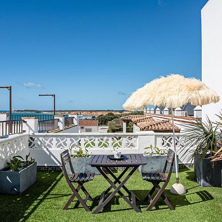 Apartamentos Turisticos La Boutique Del Mar 콘일데라프론테라 외부 사진