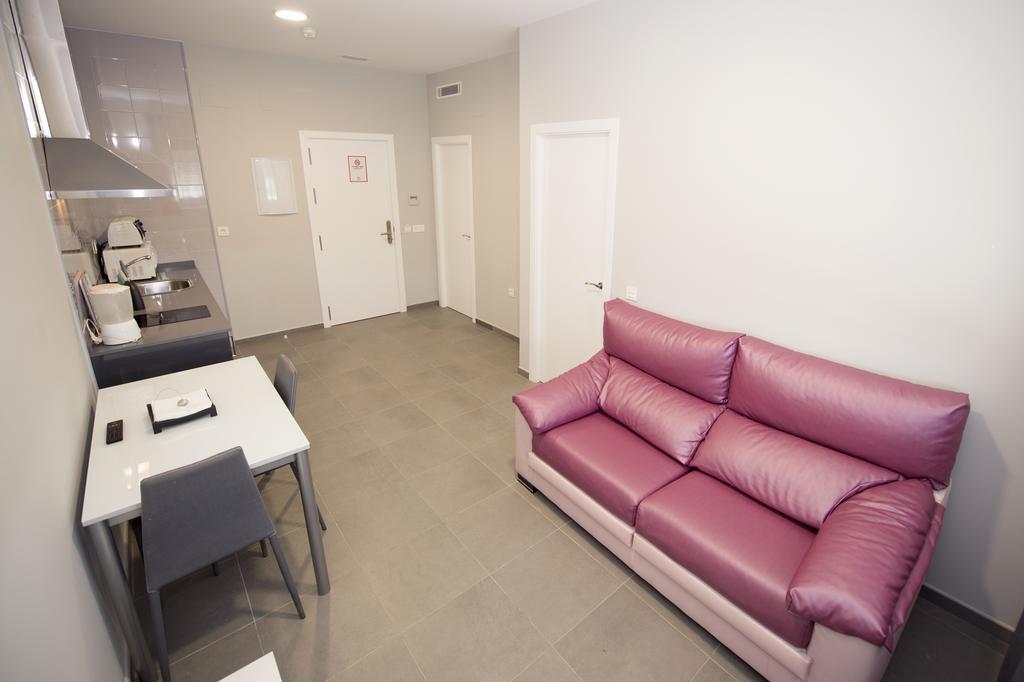 Apartamentos Turisticos La Boutique Del Mar 콘일데라프론테라 외부 사진