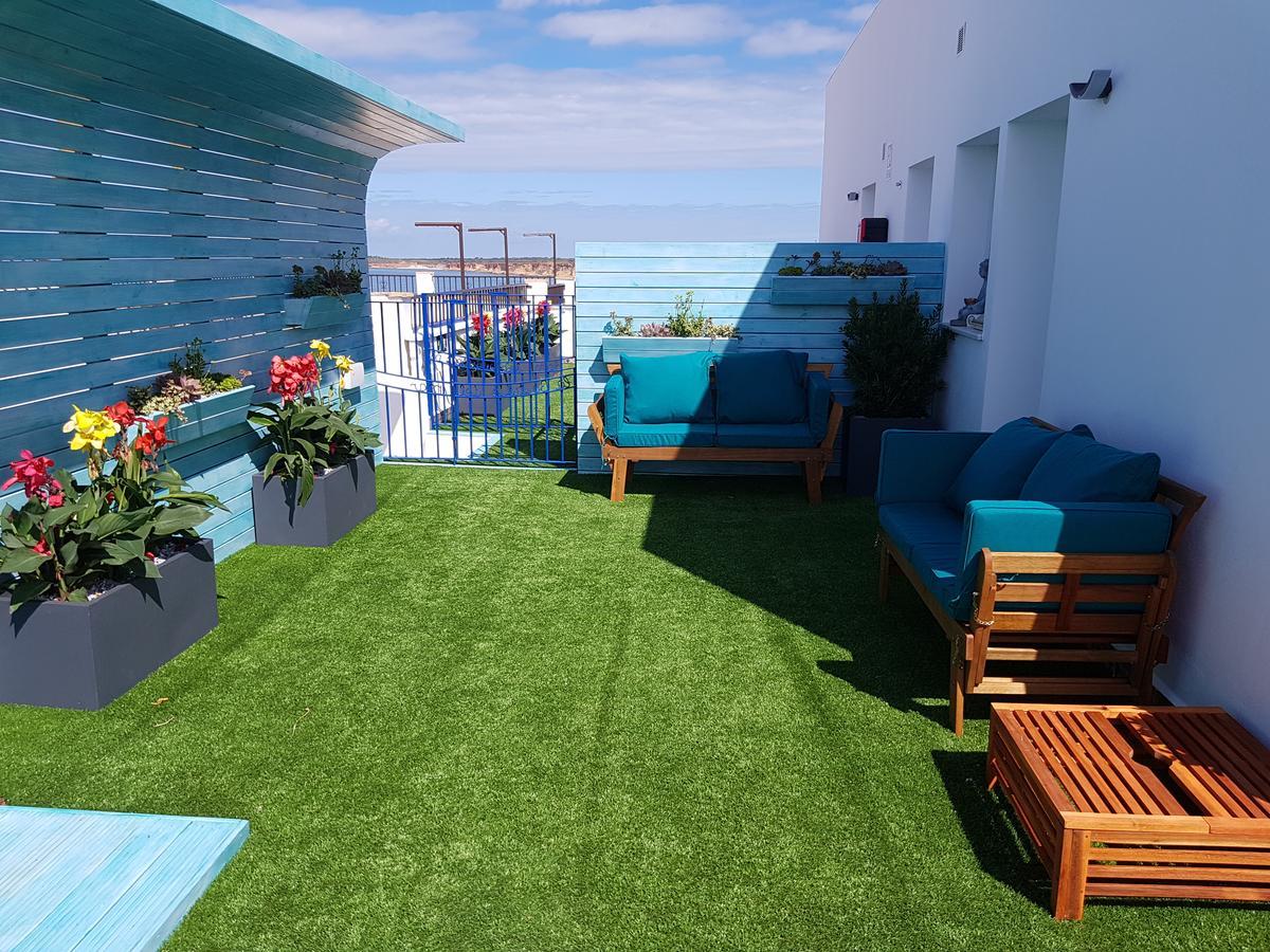 Apartamentos Turisticos La Boutique Del Mar 콘일데라프론테라 외부 사진